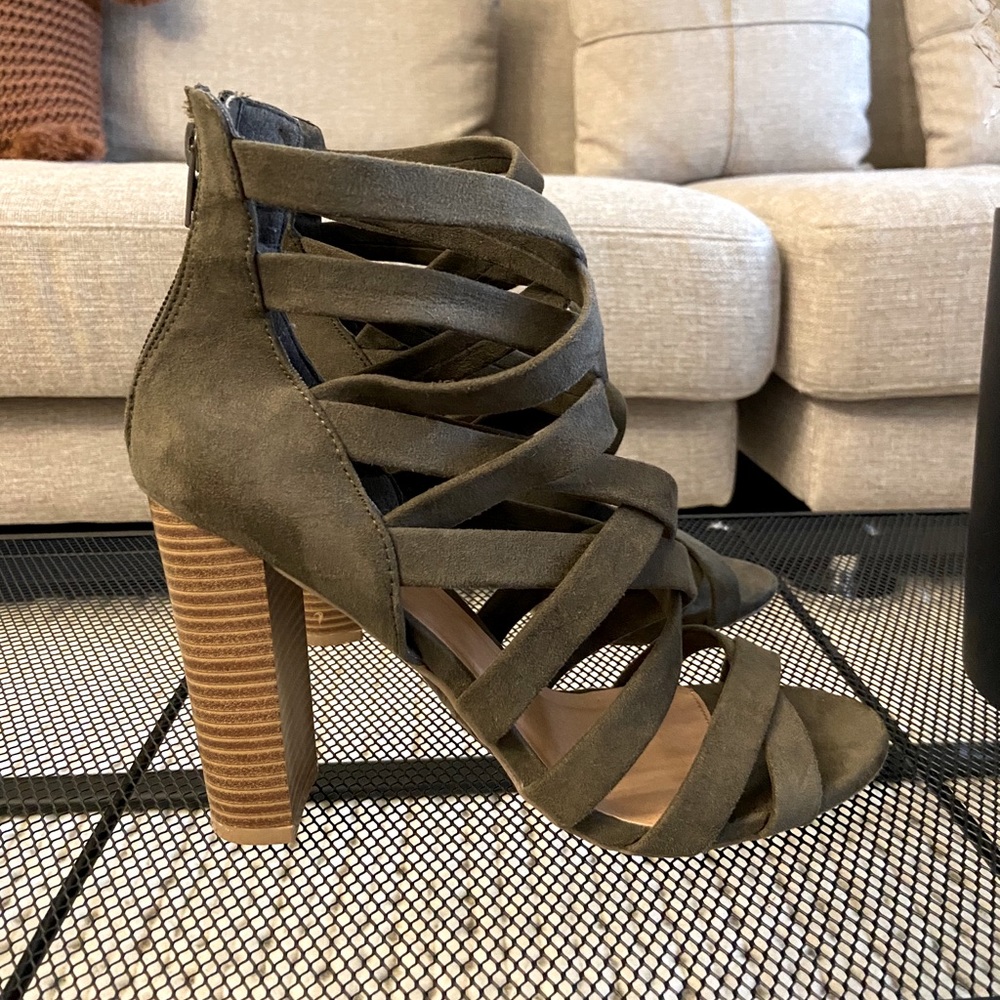 Heels!